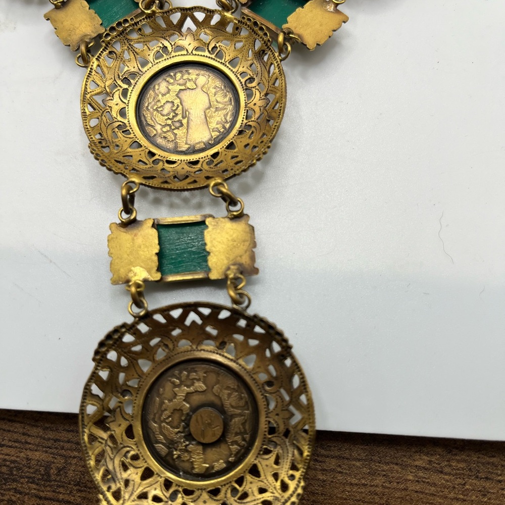 RARE Joseff Of Hollywood Necklace Asian Motif  Faux Chrysoprase 32” long - Picture 11 of 14